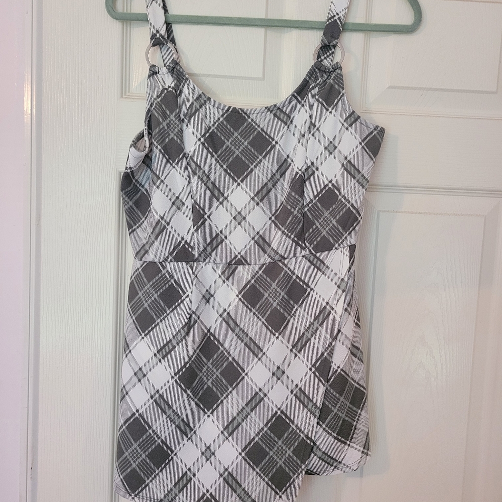 No Boundaries Black and White Plaid Romer